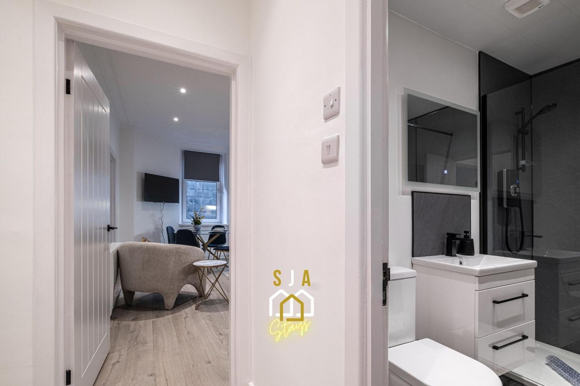 Holburn Hideaway - Sja Stays - Modern 2 Bed Apartment Aberdeen Zewnętrze zdjęcie